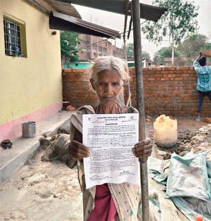 ’जब प्रशासन की संवेदनशील पहल से 162 परिवारों के जीवन में आई स्वच्छता और सम्मान की नई सुबह ’जब प्रशासन की संवेदनशील पहल से 162 परिवारों के जीवन में आई स्वच्छता और सम्मान की नई सुबह