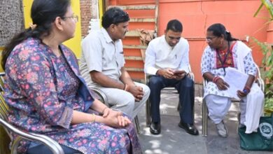 बलौदा बाजार कलेक्टर ने प्रगणक बन किया डिजिटल जनगणना