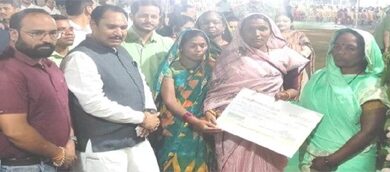नारायणपुर में टसर रेशम ने बदली आदिवासियों की तकदीर