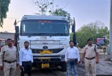 रेत के अवैध परिवहन पर बड़ी कार्रवाई, 6 हाइवा और 3 ट्रैक्टर जब्त
