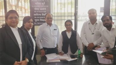 रायपुर में नकली वकीलों की एंट्री बंद, जांच में 40 लोग निकले फर्जी रायपुर में नकली वकीलों की एंट्री बंद, जांच में 40 लोग निकले फर्जी