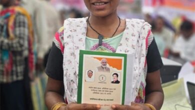 सुशासन तिहार बना ग्रामीणों के लिए राहत का माध्यम: अनीता को मिला नया राशन कार्ड
