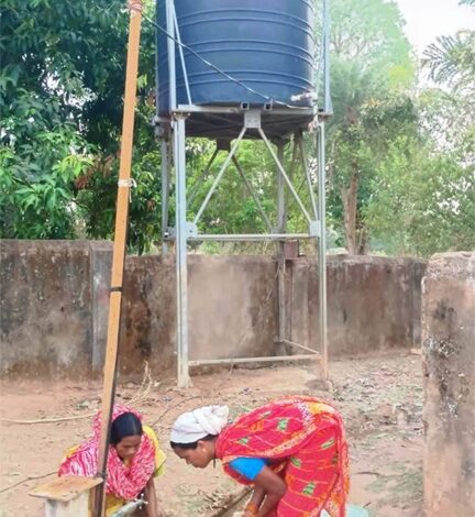 ’सोलर पंप की खराबी तत्काल दूर कर बहाल की गई जलापूर्ति’