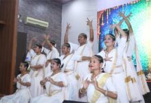 ‘इनक्रेडिबल इंडिया’ की थीम पर थिरके विद्यार्थी -गीताक्षरा साहू बनीं ‘स्टूडेंट ऑफ द ईयर’