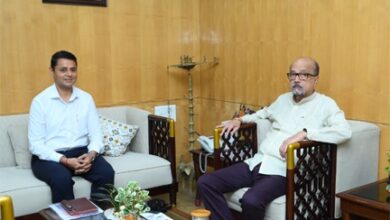 ’राज्यपाल डेका ने पर्यटन स्थलों का विकास एवं सुविधाएं बढ़ाने के दिए निर्देश’