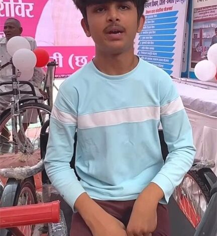 संघर्ष से सफलता का सफर : नागेश के हौसलों को मिले ट्राइसाइकिल के पहिए संघर्ष से सफलता का सफर : नागेश के हौसलों को मिले ट्राइसाइकिल के पहिए