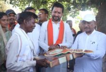 सुशासन तिहार: मुख्यमंत्री विष्णु देव साय ने पीएम जनमन के हितग्राही को सौंपी खुशियों की चाबी
