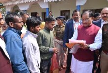 भीषण गर्मी में राहत: सुखबासुपारा में नलकूप खनन से दूर हुई पेयजल समस्या, ग्रामीणों ने मुख्यमंत्री का जताया आभार