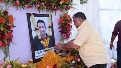 मंत्री राजेश अग्रवाल ने स्वर्गीय विवेक अंधारे को दी श्रद्धांजलि