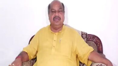 साइबर फ्रॉड का नया शिकार बने भाजपा विधायक पुरंदर, 10 हजार रुपए पार साइबर फ्रॉड का नया शिकार बने भाजपा विधायक पुरंदर, 10 हजार रुपए पार