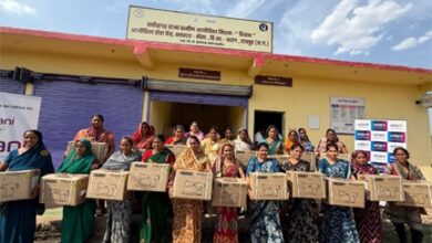 मुख्यमंत्री विष्णु देव साय की घोषणा का त्वरित असर: कोसरंगी की दीदियों को मिली 50 निःशुल्क सिलाई मशीनें