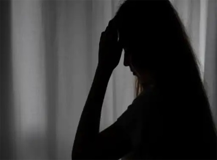 रायपुर में युवती से धोखा, शादी का वादा कर मुकरा आरक्षक रायपुर में युवती से धोखा, शादी का वादा कर मुकरा आरक्षक
