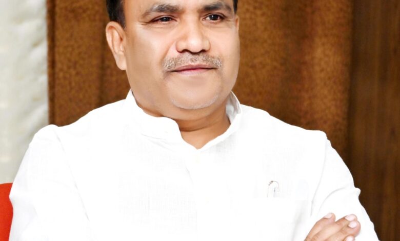 ईद-उल-अज़हा के मौके पर खुले क्षेत्रों में न करें कुरबानी, सभी समाज की आस्था का रखें ध्यान – डाॅ.सलीम राज