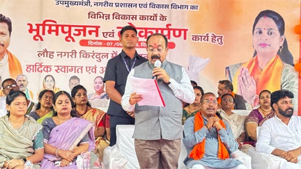 स्वच्छता, पेयजल, सड़क, अधोसंरचना और नागरिक सुविधाएं बढ़ाने प्रमुखता से किये जा रहे काम – अरुण साव स्वच्छता, पेयजल, सड़क, अधोसंरचना और नागरिक सुविधाएं बढ़ाने प्रमुखता से किये जा रहे काम – अरुण साव