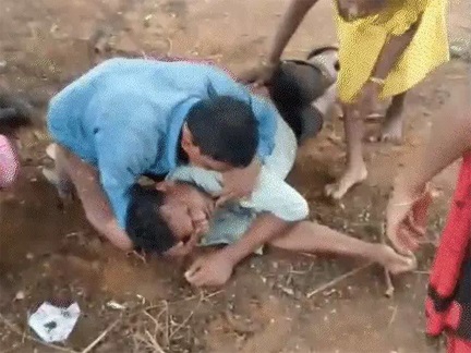 बारिश का कहर: दीवार गिरने से 2 बच्चियों ने गंवाई जान