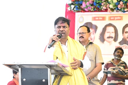 आदिवासी समाज के सशक्त नेतृत्व और शिक्षा से नए छत्तीसगढ़ का निर्माण हो रहा है: मंत्री केदार कश्यप