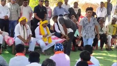 उप मुख्यमंत्री अरुण साव ने आम पेड़ के नीचे लगाई चौपाल