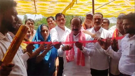 उप मुख्यमंत्री अरुण साव ने व्यावसायिक परिसर का किया लोकार्पण उप मुख्यमंत्री अरुण साव ने व्यावसायिक परिसर का किया लोकार्पण
