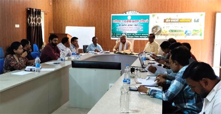 कृषक कल्याण परिषद अध्यक्ष ने ली समीक्षा बैठक कृषक कल्याण परिषद अध्यक्ष ने ली समीक्षा बैठक