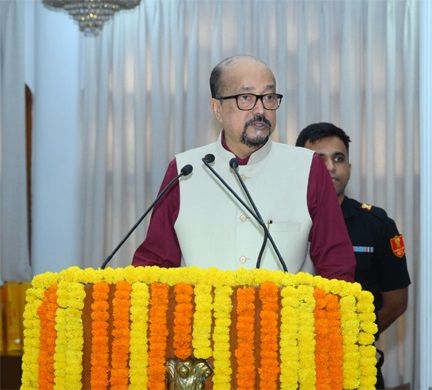 जीवन में ऐसा कार्य करें जिसमें केवल पाना नहीं, समाज को कुछ देना हो- राज्यपाल रमेन डेका जीवन में ऐसा कार्य करें जिसमें केवल पाना नहीं, समाज को कुछ देना हो- राज्यपाल रमेन डेका