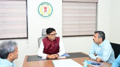 नवा रायपुर को हरित एवं पर्यावरण अनुकूल बनाने के लिए वृक्षारोपण कार्यों की हुई समीक्षा नवा रायपुर को हरित एवं पर्यावरण अनुकूल बनाने के लिए वृक्षारोपण कार्यों की हुई समीक्षा