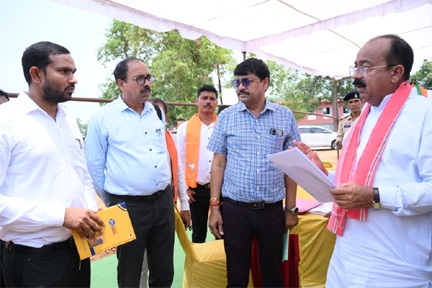 उप मुख्यमंत्री अरुण साव का बस्तर में निर्माण कार्यों का निरीक्षण जारी उप मुख्यमंत्री अरुण साव का बस्तर में निर्माण कार्यों का निरीक्षण जारी