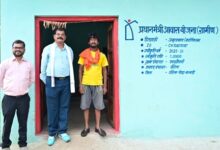 मुख्यमंत्री विष्णु देव साय के सुशासन में साकार हो रहे गरीबों के सपने, प्रधानमंत्री आवास योजना से अमृतलाल के परिवार को मिला सम्मानपूर्ण जीवन