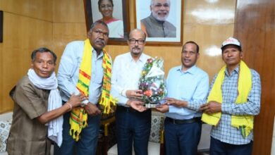 राज्यपाल डेका से अखिल भारतीय गोंड़वाना गोंड़ महासभा के पदाधिकारियों ने की सौजन्य भेंट