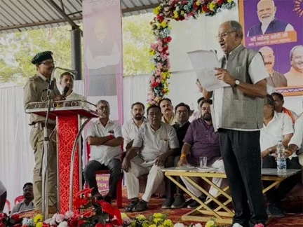 सुशासन तिहार में अफसर की गैरहाजिरी पर भड़के बृजमोहन, बोले- नोटिस दो, सस्पेंड करो