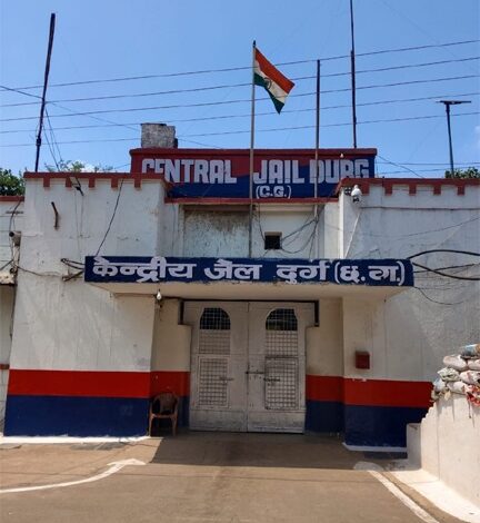 सलाखों के पीछे से सफलता की उड़ान