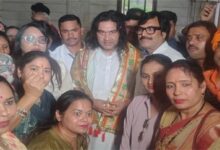 राम मंदिर दान विवाद पर देवकीनंदन का सख्त रुख