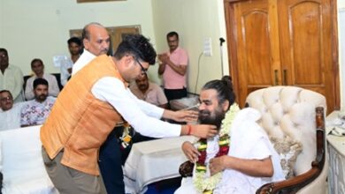 गुरु पूर्णिमा पर आचार्य गादी सद्गुरु कबीर धाम पहुंचे वित्त मंत्री ओपी चौधरी गुरु पूर्णिमा पर आचार्य गादी सद्गुरु कबीर धाम पहुंचे वित्त मंत्री ओपी चौधरी