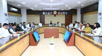 मुख्यमंत्री विष्णु देव साय की अध्यक्षता में आज मंत्रालय, महानदी भवन में मंत्री परिषद की बैठक प्रारम्भ मुख्यमंत्री विष्णु देव साय की अध्यक्षता में आज मंत्रालय, महानदी भवन में मंत्री परिषद की बैठक प्रारम्भ