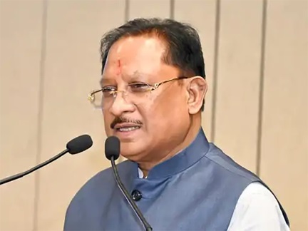 रायपुर में सेनानियों के सम्मान का भव्य आयोजन रायपुर में सेनानियों के सम्मान का भव्य आयोजन