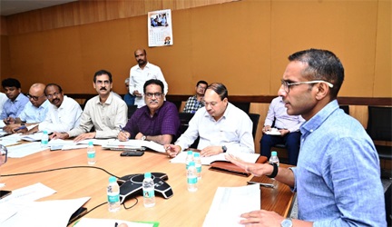 लोक निर्माण विभाग के सचिव ने रेलवे ओवर-ब्रिज एवं रेलवे अंडर-ब्रिज कार्यों की समीक्षा की लोक निर्माण विभाग के सचिव ने रेलवे ओवर-ब्रिज एवं रेलवे अंडर-ब्रिज कार्यों की समीक्षा की