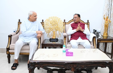 मुख्यमंत्री विष्णुदेव साय से लघु उद्योग भारती के प्रतिनिधिमंडल ने की सौजन्य मुलाकात: 14वें इंडिया इंडस्ट्रियल फेयर की तैयारियों पर हुई चर्चा मुख्यमंत्री विष्णुदेव साय से लघु उद्योग भारती के प्रतिनिधिमंडल ने की सौजन्य मुलाकात: 14वें इंडिया इंडस्ट्रियल फेयर की तैयारियों पर हुई चर्चा