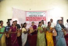 छत्तीसगढ़ हस्तशिल्प विकास बोर्ड की अध्यक्ष ने शिल्पनगरी में 40 शिल्पियों को वितरित किए आधुनिक टूल किट