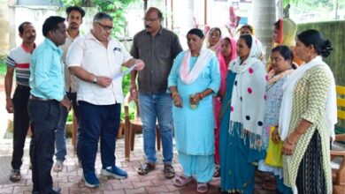 जनदर्शन में पर्यटन एवं संस्कृति मंत्री अग्रवाल ने सुनीं लोगों की समस्याएं, त्वरित समाधान के दिए निर्देश