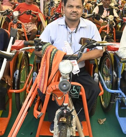 अब किसी का सहारा नहीं, अपने हौसलों के पहियों पर आगे बढ़ रहे बृहस्पति और विष्णु अब किसी का सहारा नहीं, अपने हौसलों के पहियों पर आगे बढ़ रहे बृहस्पति और विष्णु