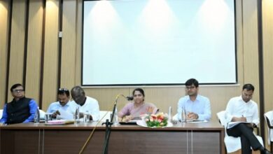 निर्माण कार्यों का हर 15 दिनों में करें निरीक्षण, नागरिक सुविधाओं के काम में न हो लापरवाही : शंगीता आर