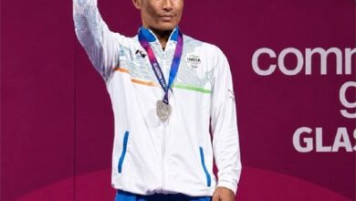 वित्त मंत्री ओपी चौधरी ने राष्ट्रमंडल खेल 2026 में रजत पदक विजेता रिशिकांता सिंह चानंबम को दी बधाई