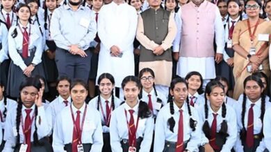 लोकतंत्र की पाठशाला बना विधानसभा परिसर: शकुंतला विद्यालय के विद्यार्थियों ने सदन की कार्यवाही का किया अवलोकन लोकतंत्र की पाठशाला बना विधानसभा परिसर: शकुंतला विद्यालय के विद्यार्थियों ने सदन की कार्यवाही का किया अवलोकन