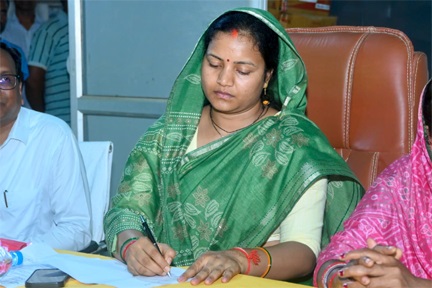 जनभागीदारी से सशक्त होंगे अस्पताल प्रबंधन और स्वास्थ्य सेवाएं: मंत्री लक्ष्मी राजवाड़े जनभागीदारी से सशक्त होंगे अस्पताल प्रबंधन और स्वास्थ्य सेवाएं: मंत्री लक्ष्मी राजवाड़े