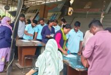 बकायेदारों पर निगम सख्त, 14 दुकानें सील