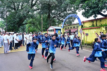 वंदे मातरम् के जयघोष से गूंजा जशपुर, स्वतंत्रता दौड़ में उमड़ा जनसैलाब वंदे मातरम् के जयघोष से गूंजा जशपुर, स्वतंत्रता दौड़ में उमड़ा जनसैलाब