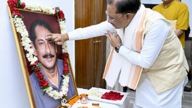 राष्ट्र, समाज और सनातन संस्कृति के प्रति दिलीप सिंह जूदेव जी का समर्पण सदैव स्मरणीय रहेगा: मुख्यमंत्री विष्णु देव साय राष्ट्र, समाज और सनातन संस्कृति के प्रति दिलीप सिंह जूदेव जी का समर्पण सदैव स्मरणीय रहेगा: मुख्यमंत्री विष्णु देव साय