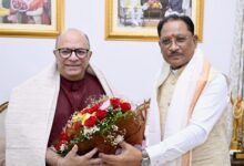 मुख्यमंत्री विष्णुदेव साय से निर्माता-निर्देशक डॉ. चंद्रप्रकाश द्विवेदी ने की सौजन्य मुलाकात
