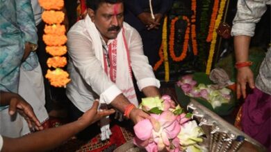 हर-हर महादेव और बोल-बम के जयघोष के साथ निकली भोरमदेव पदयात्रा, शिवमय हुआ कबीरधाम हर-हर महादेव और बोल-बम के जयघोष के साथ निकली भोरमदेव पदयात्रा, शिवमय हुआ कबीरधाम