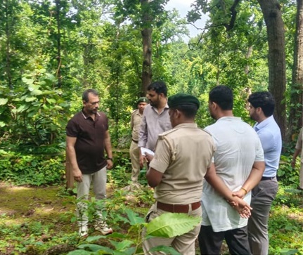 प्रधान मुख्य वन संरक्षक एवं वन बल प्रमुख ने जशपुर के भैरव पहाड़ और पर्यावरण वाटिका का किया निरीक्षण प्रधान मुख्य वन संरक्षक एवं वन बल प्रमुख ने जशपुर के भैरव पहाड़ और पर्यावरण वाटिका का किया निरीक्षण