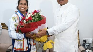 राष्ट्रमंडल खेलों की रजत पदक विजेता ज्ञानेश्वरी यादव का मुख्यमंत्री निवास में भव्य स्वागत राष्ट्रमंडल खेलों की रजत पदक विजेता ज्ञानेश्वरी यादव का मुख्यमंत्री निवास में भव्य स्वागत